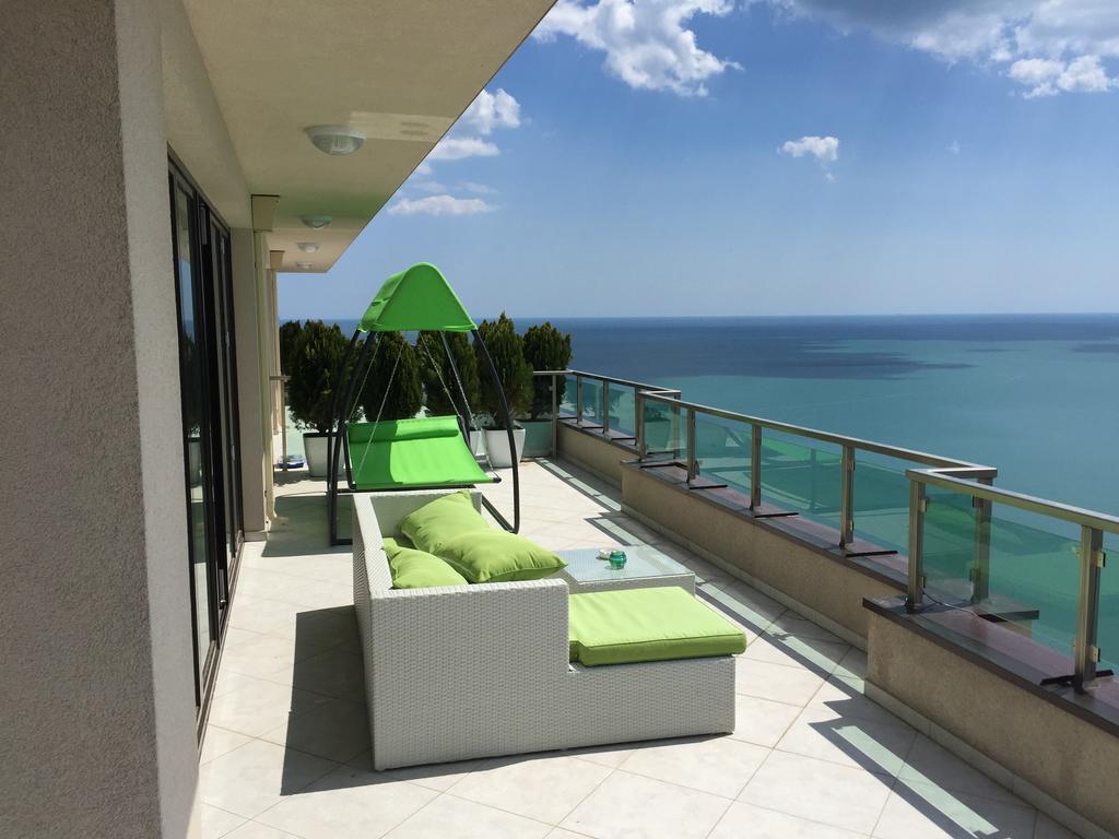 Calithea Complex 2*
